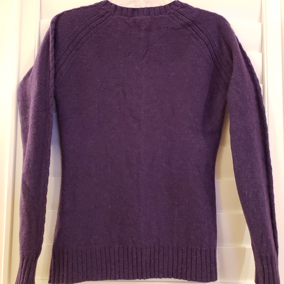 Smartwool Cable Knit Sweater. Color: Plum. Size M. - Picture 2 of 4